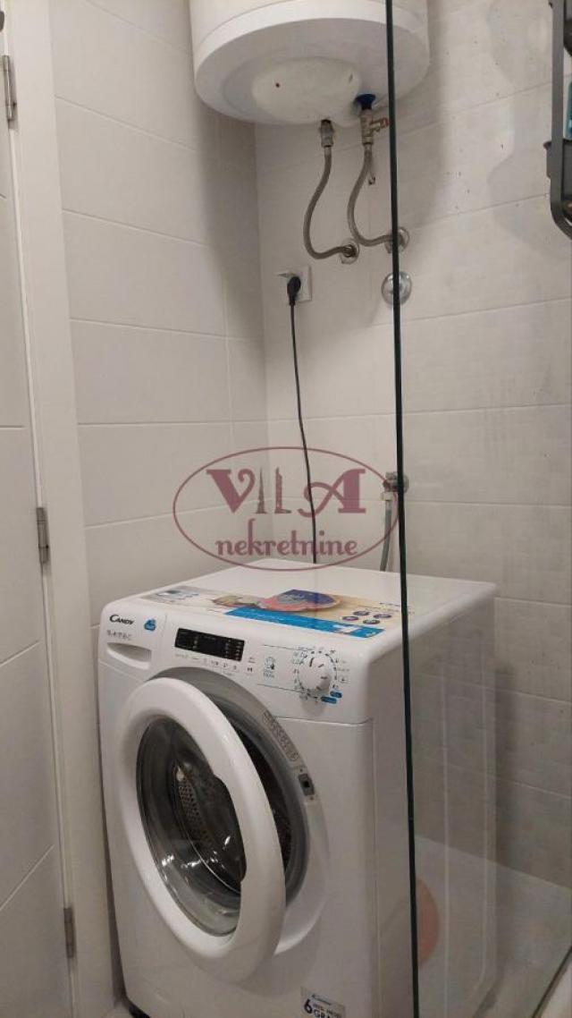 Novi  Sad, Bul. Patrijarha Pavla, lep jednoiposoban stan