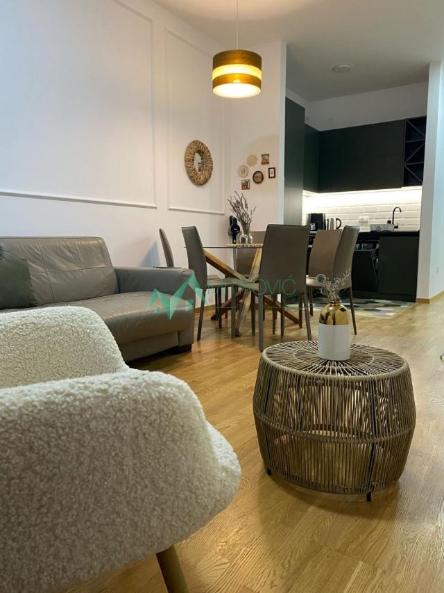 Izdavanje, Stan, 49m2 , Adamovićevo Naselje