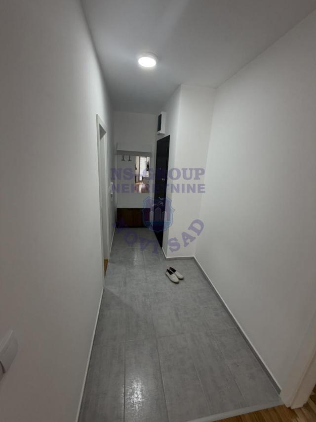 Odličan dvoiposoban stan na Adicama
