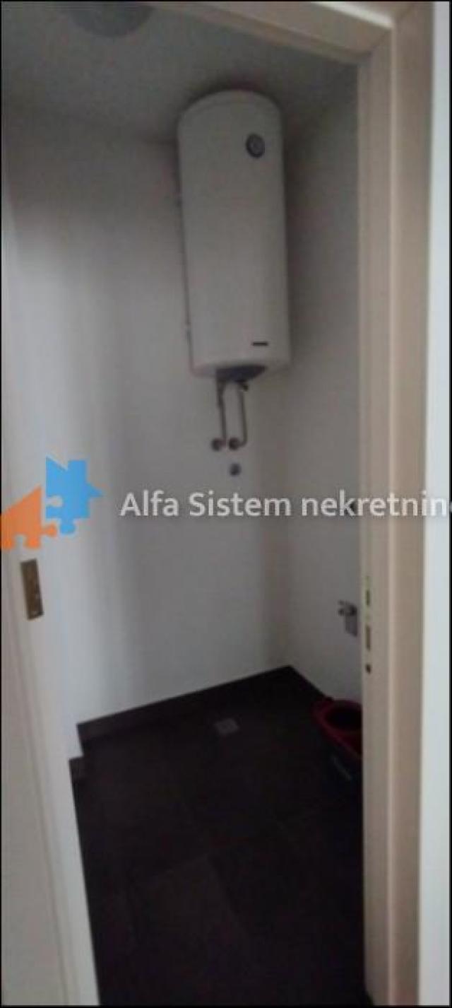 Izdavanje, Stan, Hram Svetog Save