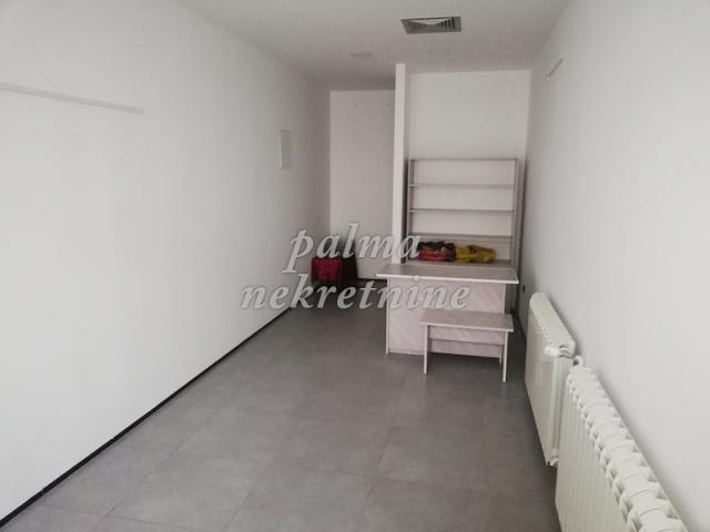 Izdavanje, Poslovni prostor, 35m2 , Centar