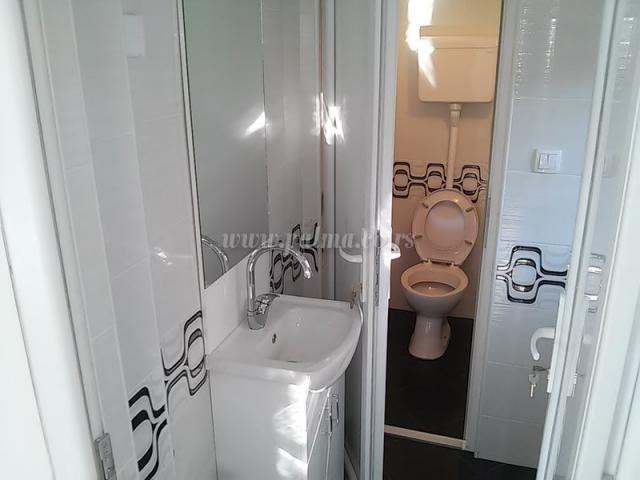Izdavanje, Poslovni prostor, 78m2 , Pivara