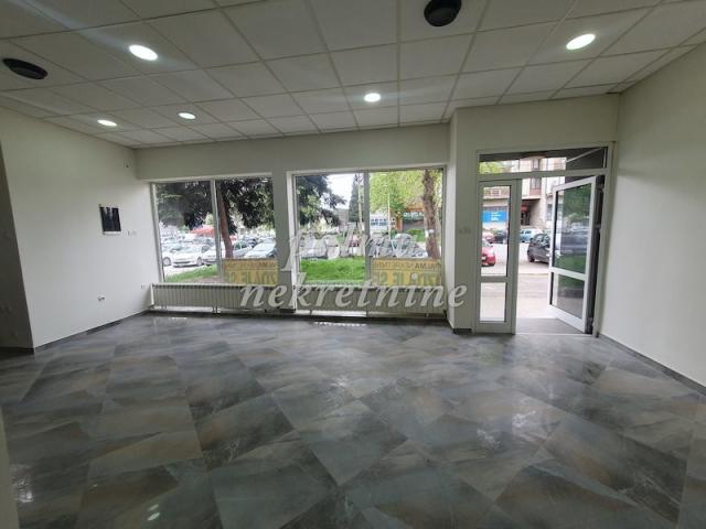 Izdavanje, Poslovni prostor, 78m2 , Pivara