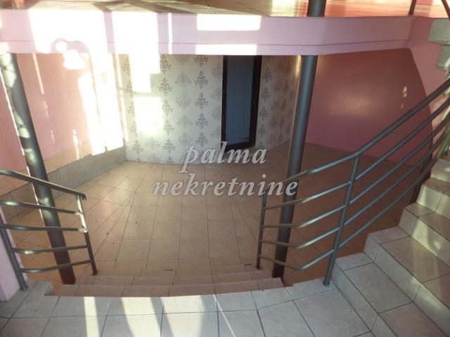 Prodaja, Poslovni prostor, 55m2 , Pivara