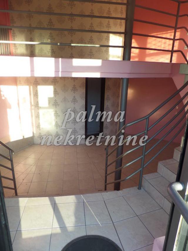 Prodaja, Poslovni prostor, 55m2 , Pivara