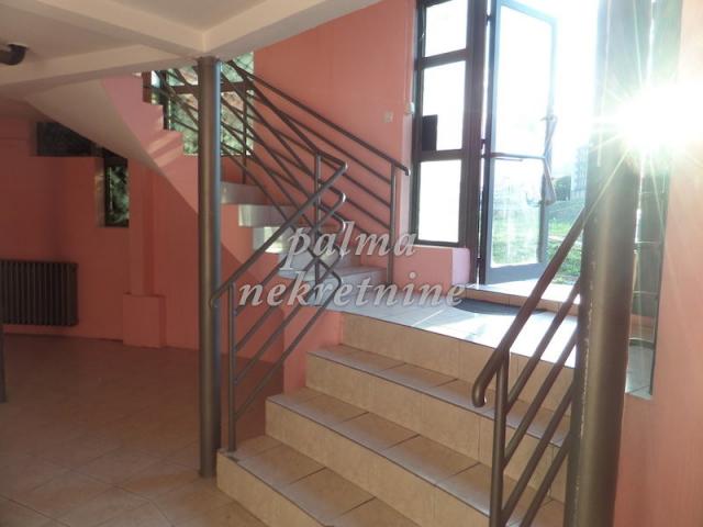 Prodaja, Poslovni prostor, 55m2 , Pivara
