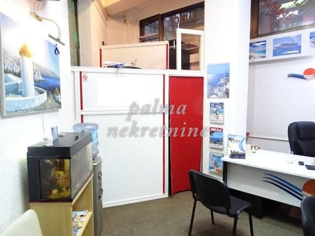 Prodaja, Poslovni prostor, 24m2 , Centar