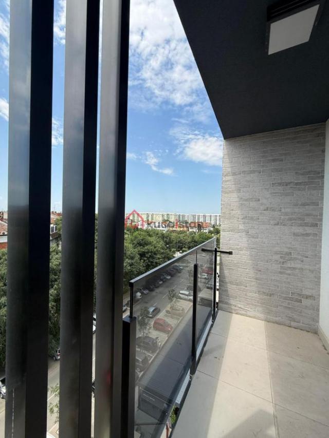 Pogled na Frušku goru. Park Novi Residence