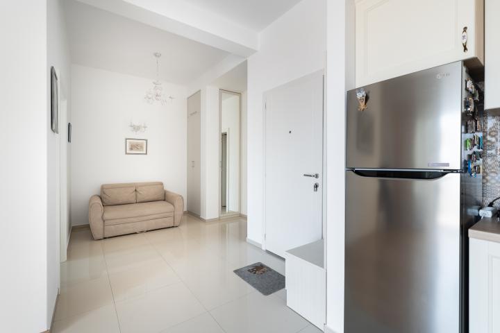 Modern 59 m² Apartment with Panoramic Sea View in Bečići