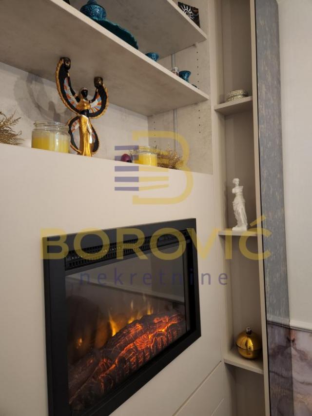 Stara Bežanija-preko puta Lidla, 55m2, lux, namešten