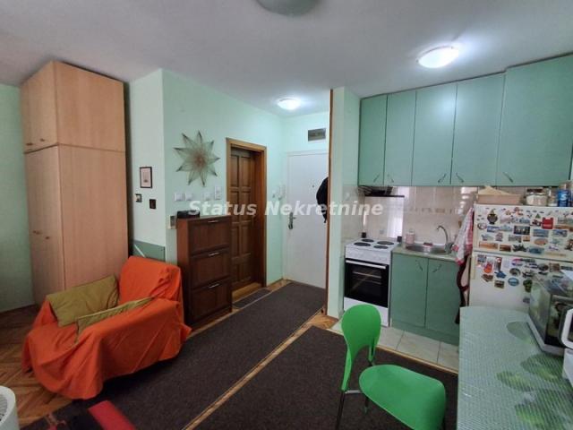 Jednoiposoban stan, 25 m², Grbavica, Novi Sad, 01.08. 