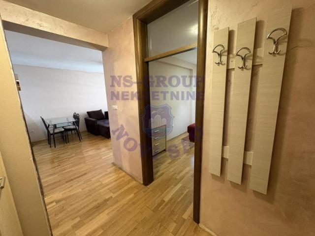 SOCIJALNO - 46m2 - Parking u ceni
