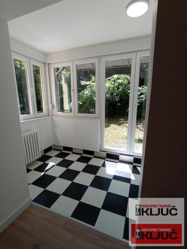 Jednosoban stan u Centru, Novi Sad, 36 m²kod Izvršnog veća