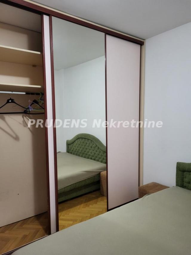 Bežanijska kosa 1, trosoban, namešten