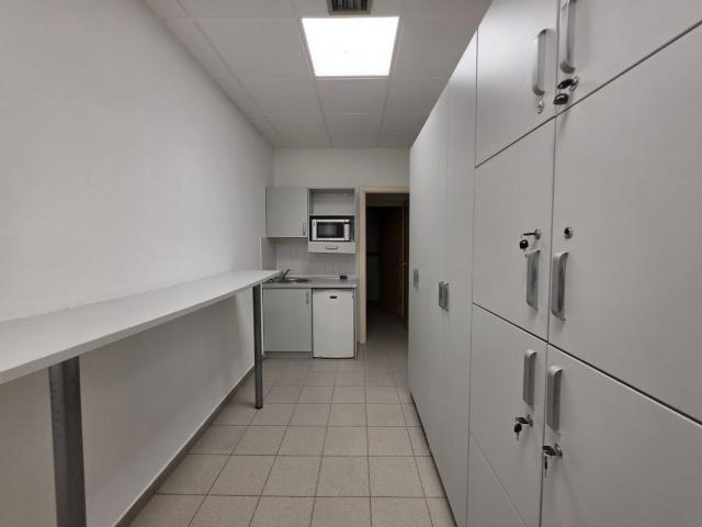 Izdavanje poslovnog prostora 200 m² na atraktivnoj lokaciji kod hotela Hilton – Podgorica