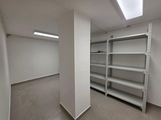 Izdavanje poslovnog prostora 200 m² na atraktivnoj lokaciji kod hotela Hilton – Podgorica