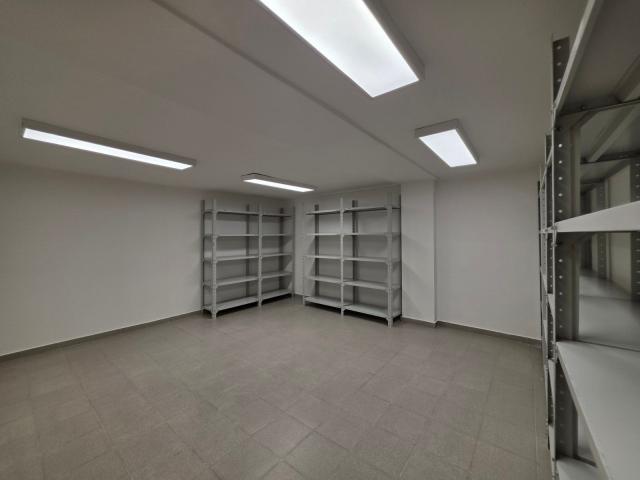 Izdavanje poslovnog prostora 200 m² na atraktivnoj lokaciji kod hotela Hilton – Podgorica