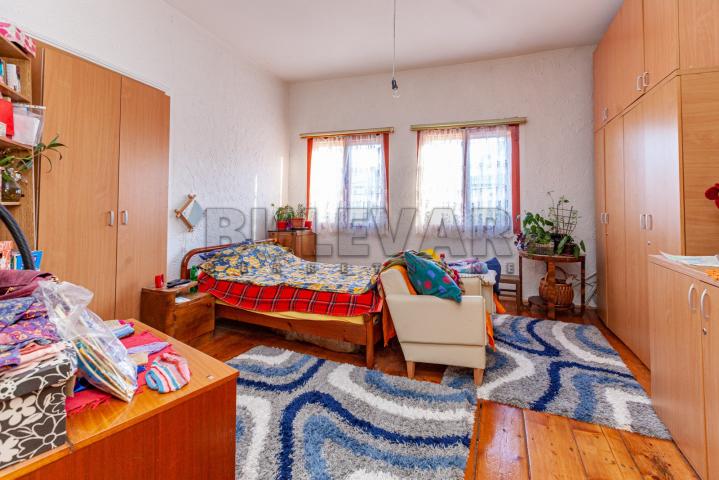 3.0, Centar, Pravni fakultet