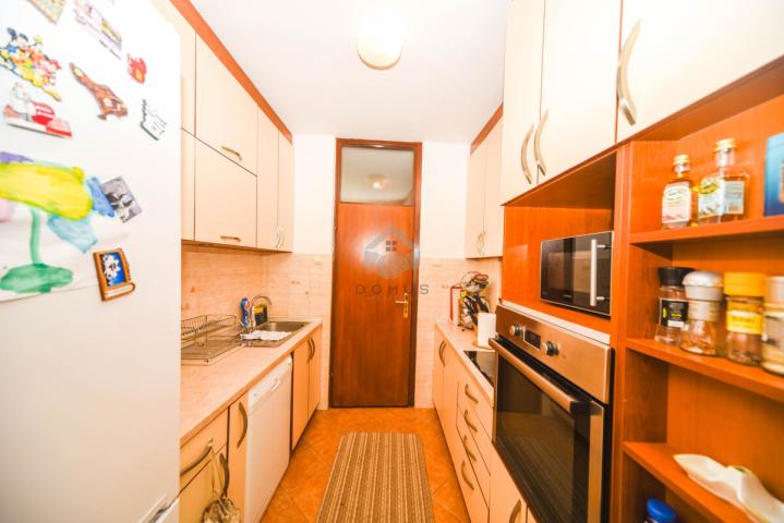 Dvosoban stan 80m2 + ostava 3m2, Zabjelo - Podgorica