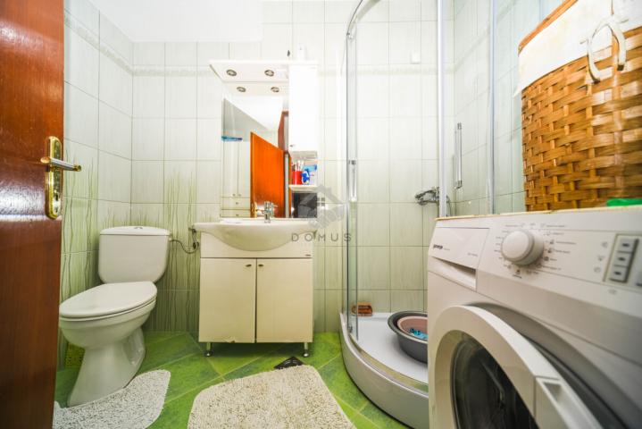 Dvosoban stan 80m2 + ostava 3m2, Zabjelo - Podgorica