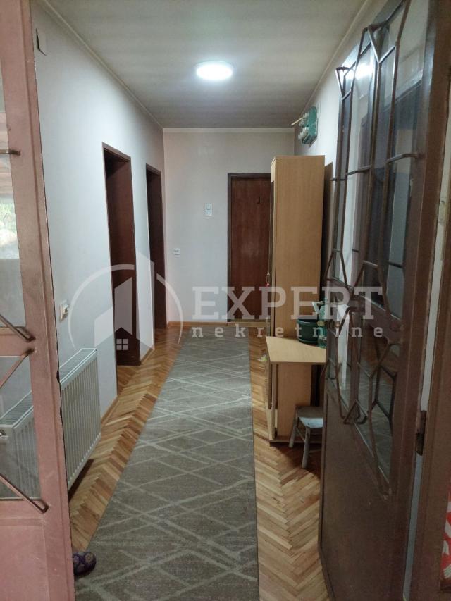 Izdaje se kuća u Kuršumliji!