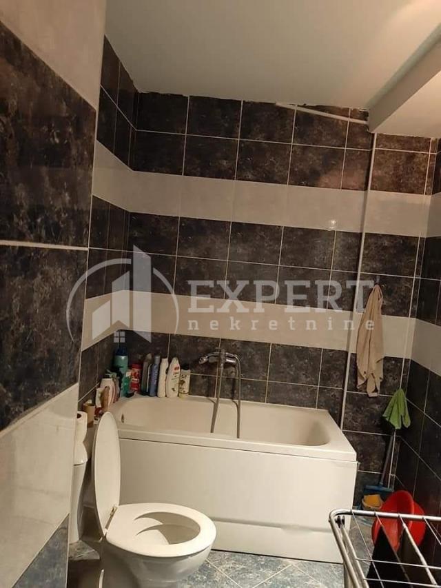 2.5, Centar, Kej