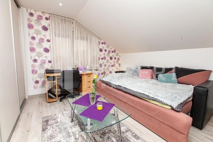 Sprat u kući, 75 m2,  Duvanište