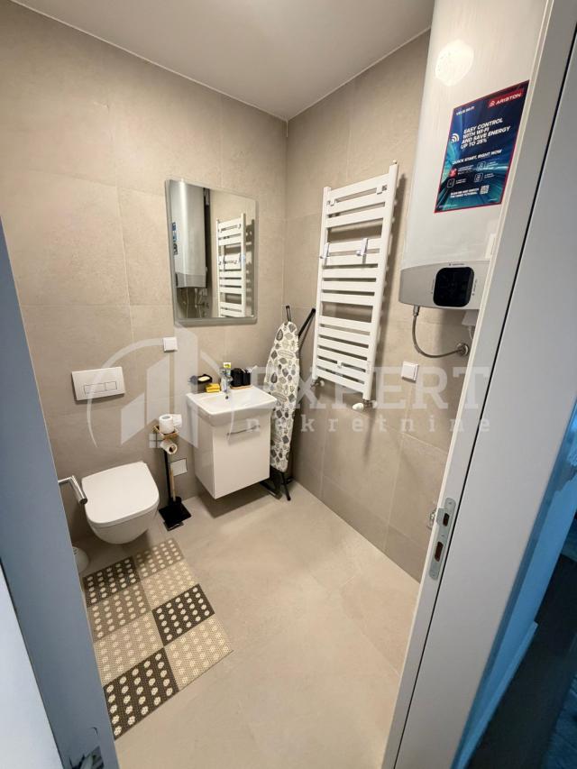 Lux garsonjera 33m2 na najatraktivnijoj lokaciji