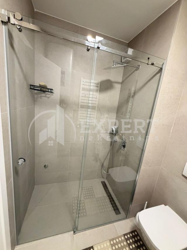 Lux garsonjera 33m2 na najatraktivnijoj lokaciji