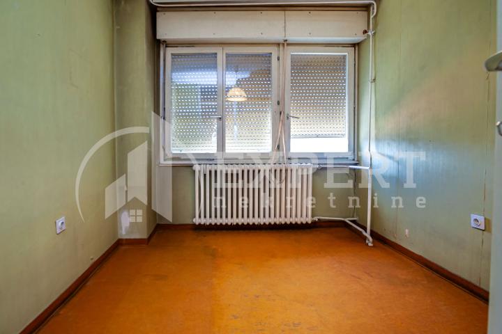 Odličan troiposoban stan na top lokaciji kod Parka Sveti Sava - Bulevar Nemanjića, 91m2, 10. sprat
