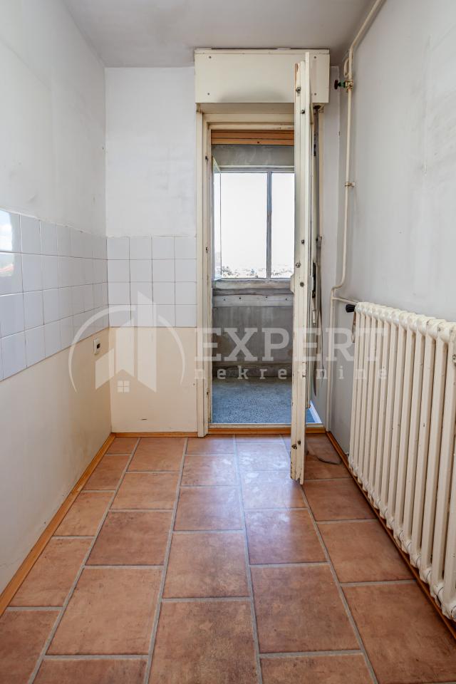 Odličan troiposoban stan na top lokaciji kod Parka Sveti Sava - Bulevar Nemanjića, 91m2, 10. sprat