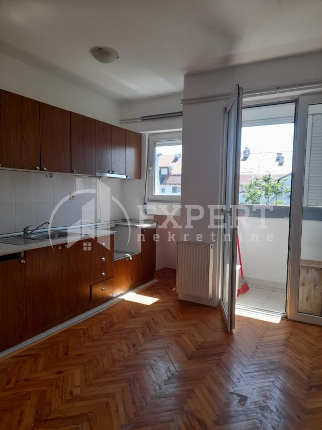Jednoiposoban stan kod TC Delta, 35m2