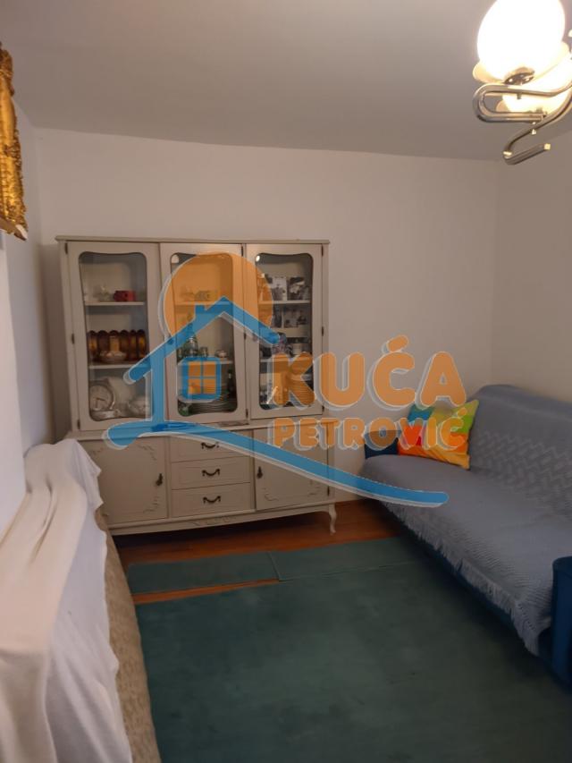 Prolom banja, kuća 200 m2, plac 28.13 ari