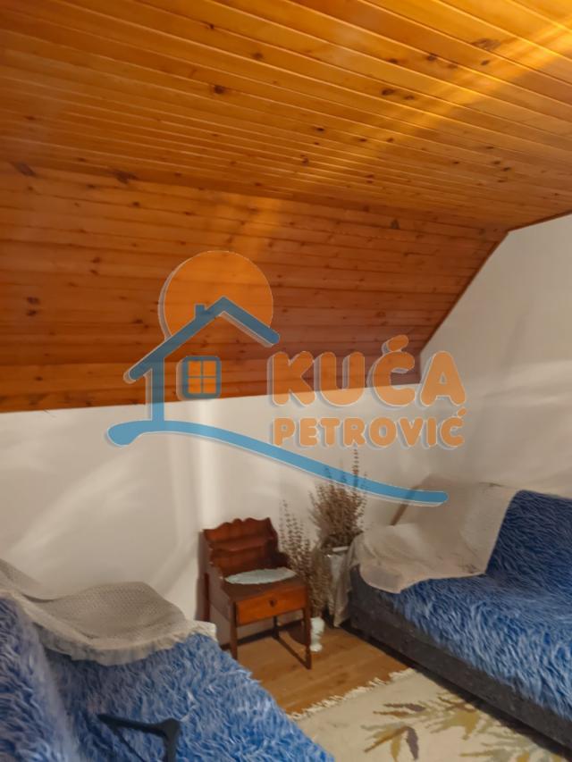 Prolom banja, kuća 200 m2, plac 28.13 ari