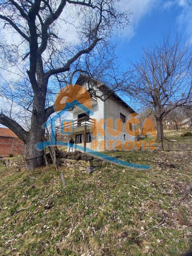 Prolom banja, kuća 200 m2, plac 28.13 ari
