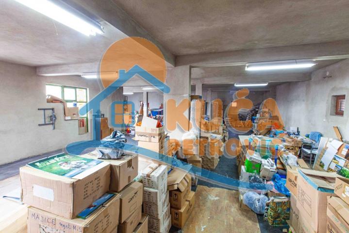 Kuća u Donjoj Vrežini, 660m2