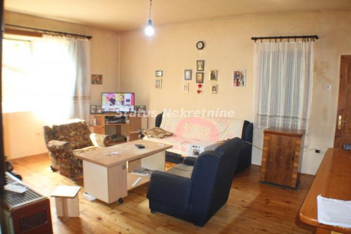 Odlična lokacija, kod stadiona Vujadin Boškov-065/3858-888