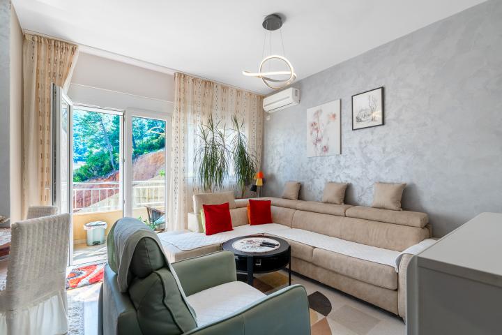 One-bedroom apartment – an excellent investment in Budva. 