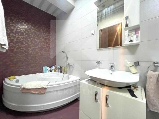 Prodaja, Dvosoban stan, Podgorica, City Kvart, 81m2