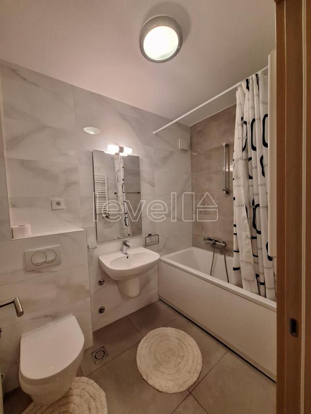 NOVI SAD - BULEVAR EVROPE - 86.00 m2
