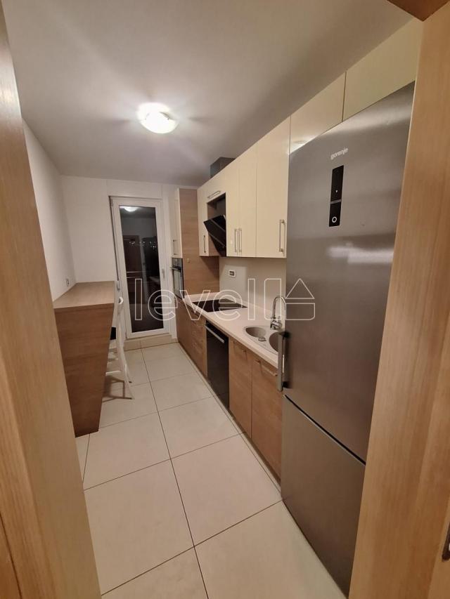 NOVI SAD - BULEVAR EVROPE - 86.00 m2