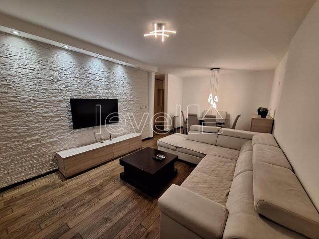 NOVI SAD - BULEVAR EVROPE - 86.00 m2