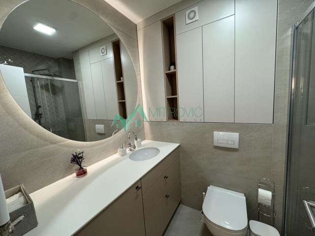 Izdavanje, Stan, 49m2 , Grbavica - Telep