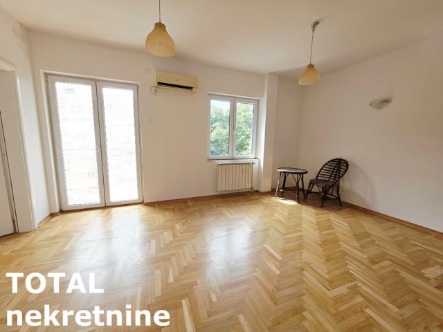 NOVI SAD - BULEVAR EVROPE - 43.00 m2