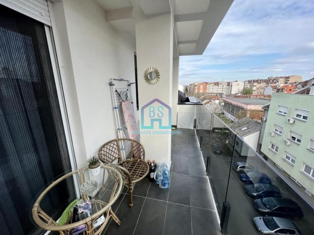 LUX Dvoiposoban stan 53m² – Bele njive (Podbara) – Namešten