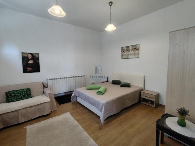 Zemun, Abebe Bikile, 50m 2
