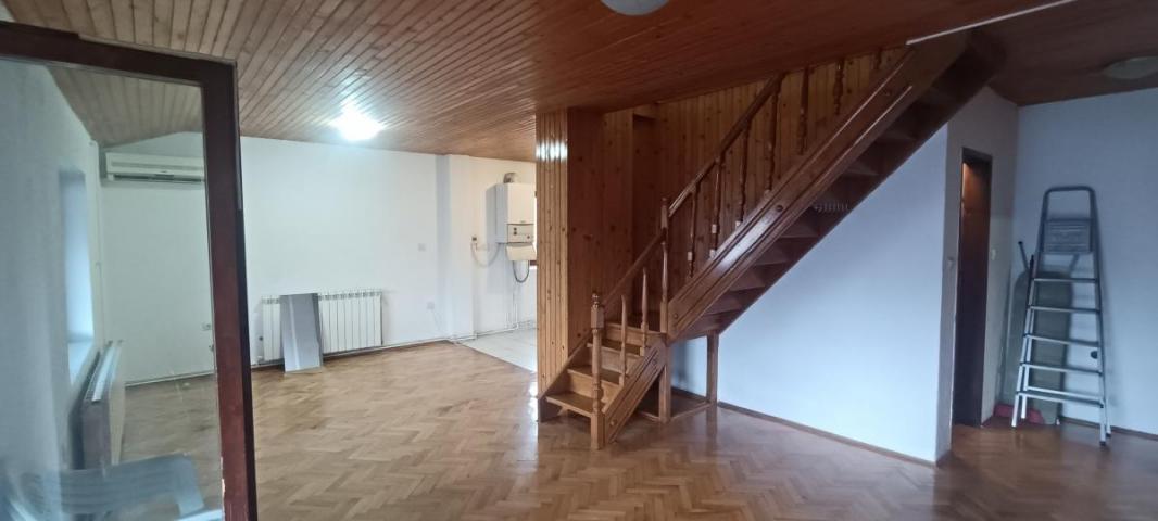 Čukarica, Žarkovo, Šavnička, duplex, 124m2
