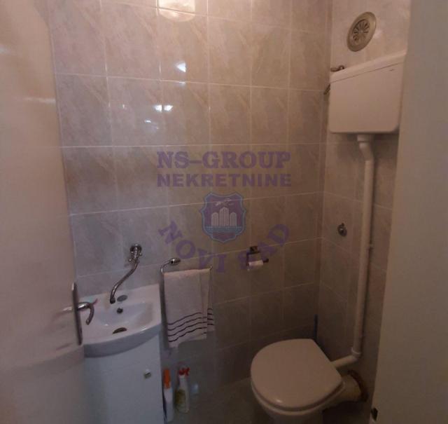 Savrsen trosoban stan- Grbavica