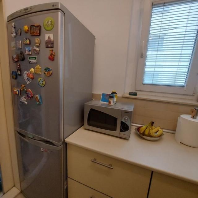 Novi Beograd - Blok 70 A - 3,0 s, 71 m2, renoviran, namešten stan