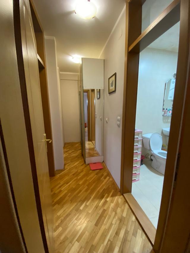 Izdaje se stan - Prvomajska, Zemun - 600 e
